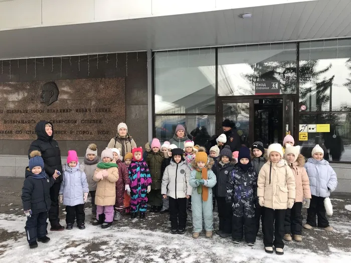 51-экскурсия на ЖД вокзал (4)