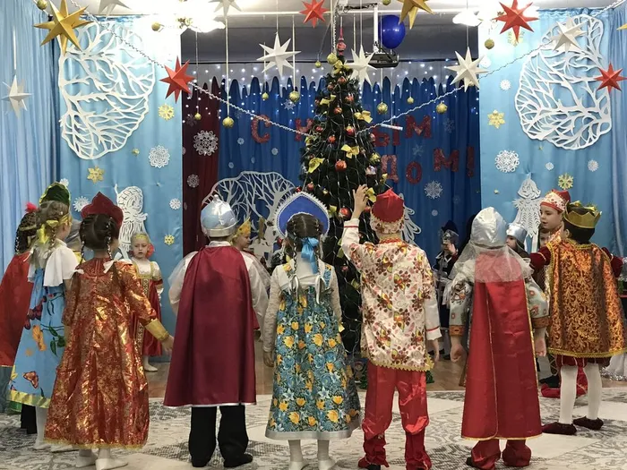 191- новогодний утренник - подготовительная руппа Непоседы