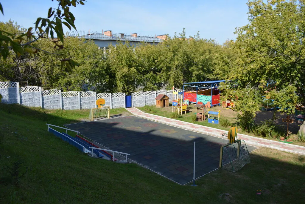 51-футбольное поле