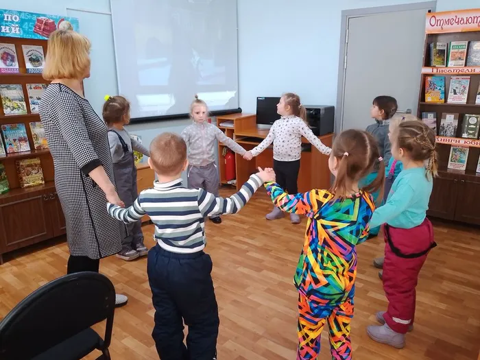 51-Капельки в библиотеке  (2)